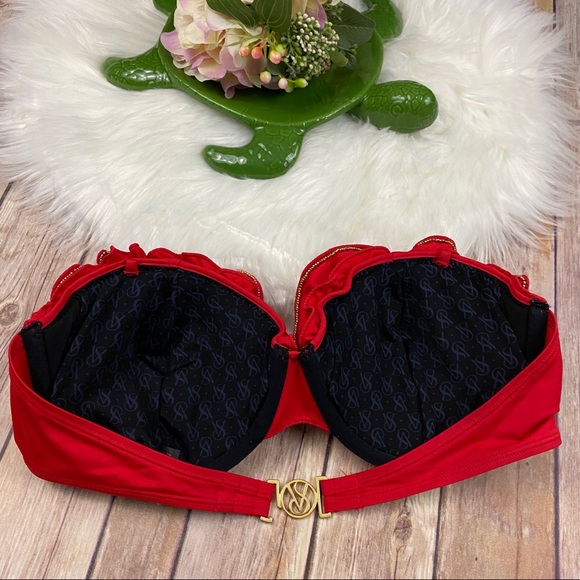 Victoria’s Secret Red Ruffled Strapless Bikini Top - Picture 4 of 8